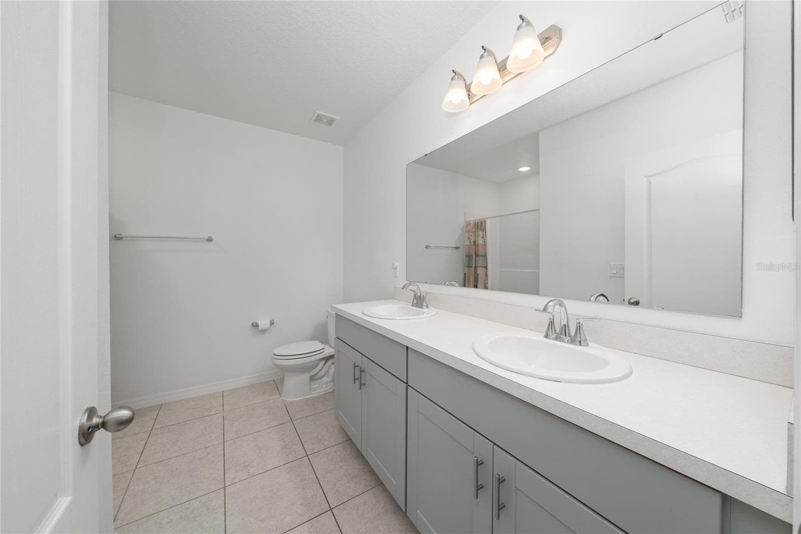 Single Family Residence at 151 FLATFISH CT, POINCIANA, photo 25 of 38