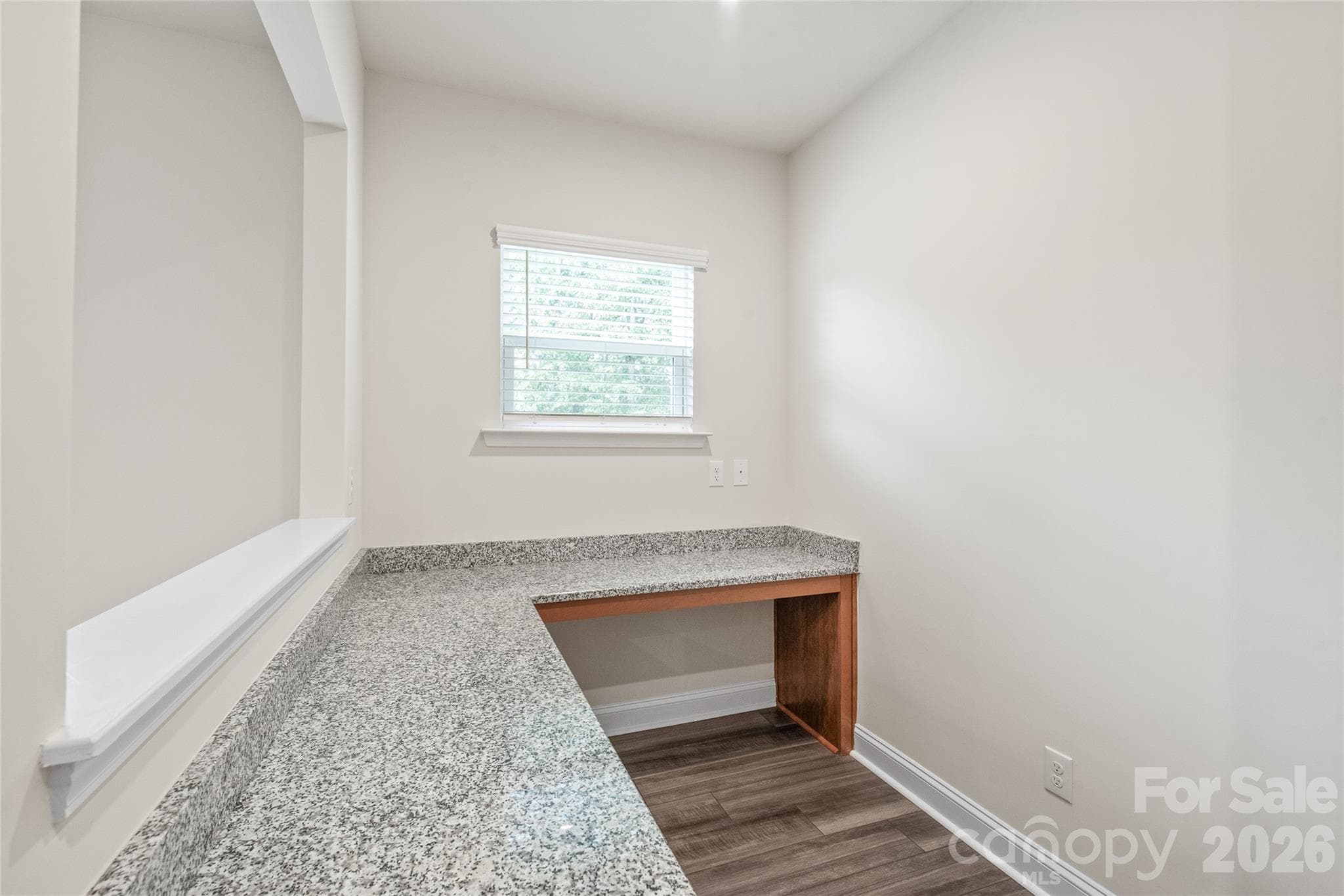 Single Family Residence at 1043 Kalli Drive, Matthews, photo 18 of 39