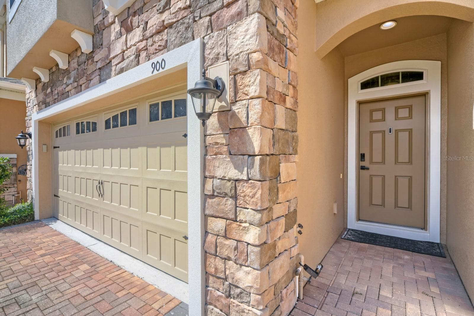 Townhouse at 900 WALKERS GROVE LN, WINTER GARDEN, photo 4 of 28