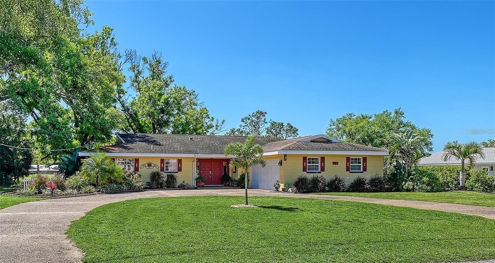 836 MAGELLAN DR