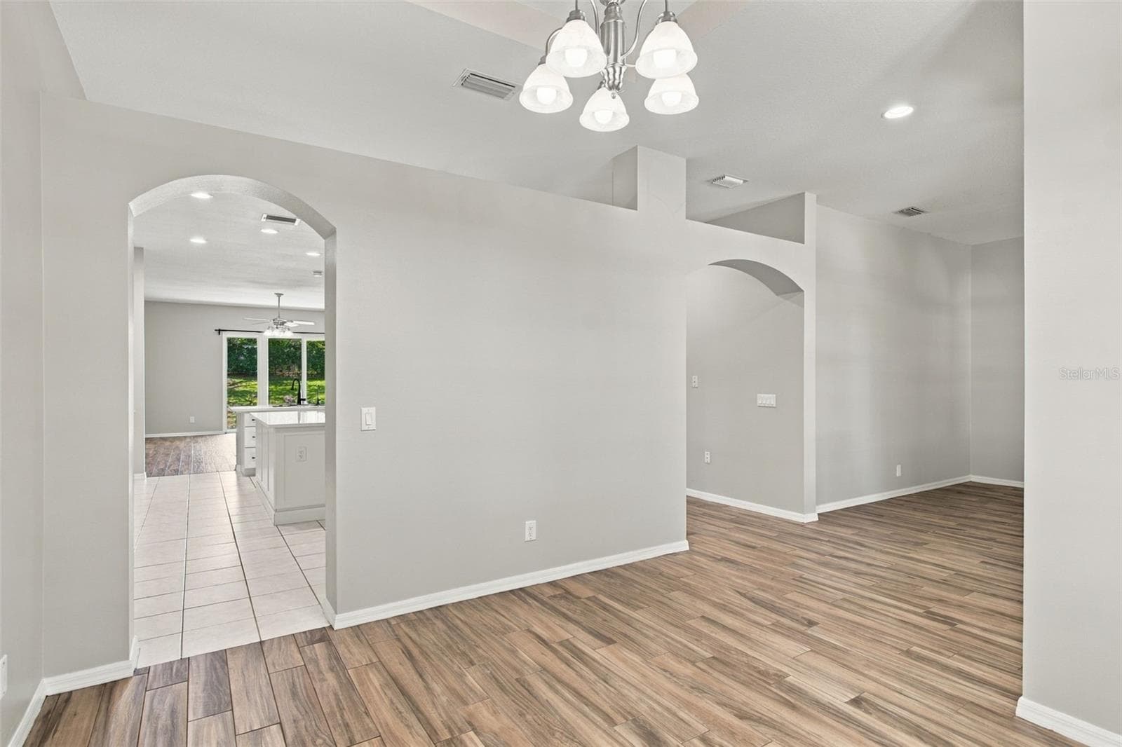 Single Family Residence at 1815 WINN ARTHUR, VALRICO, photo 15 of 100