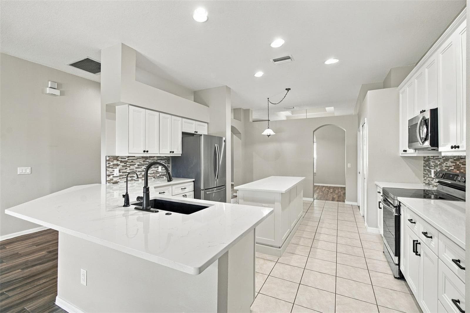 Single Family Residence at 1815 WINN ARTHUR, VALRICO, photo 24 of 100
