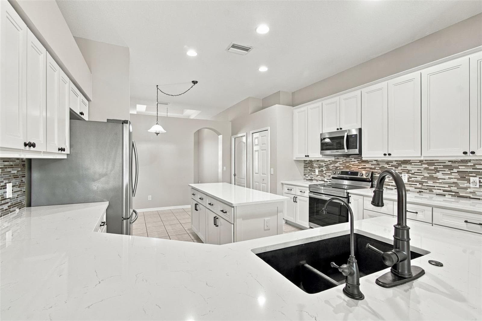 Single Family Residence at 1815 WINN ARTHUR, VALRICO, photo 26 of 100