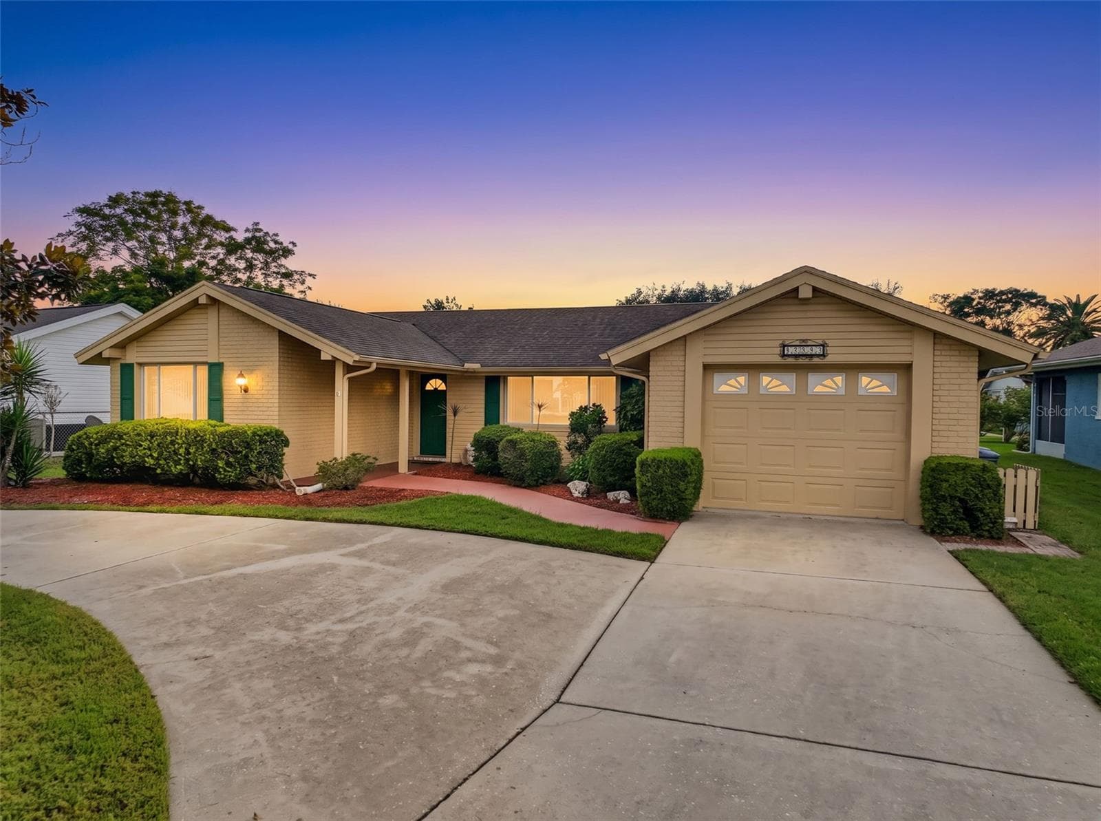 12205 SILK OAK LN