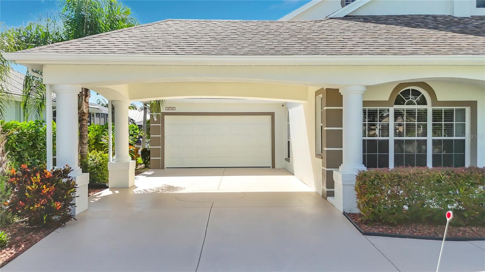 Single Family Residence at 4716 STARBOARD DR, BRADENTON, photo 7 of 77