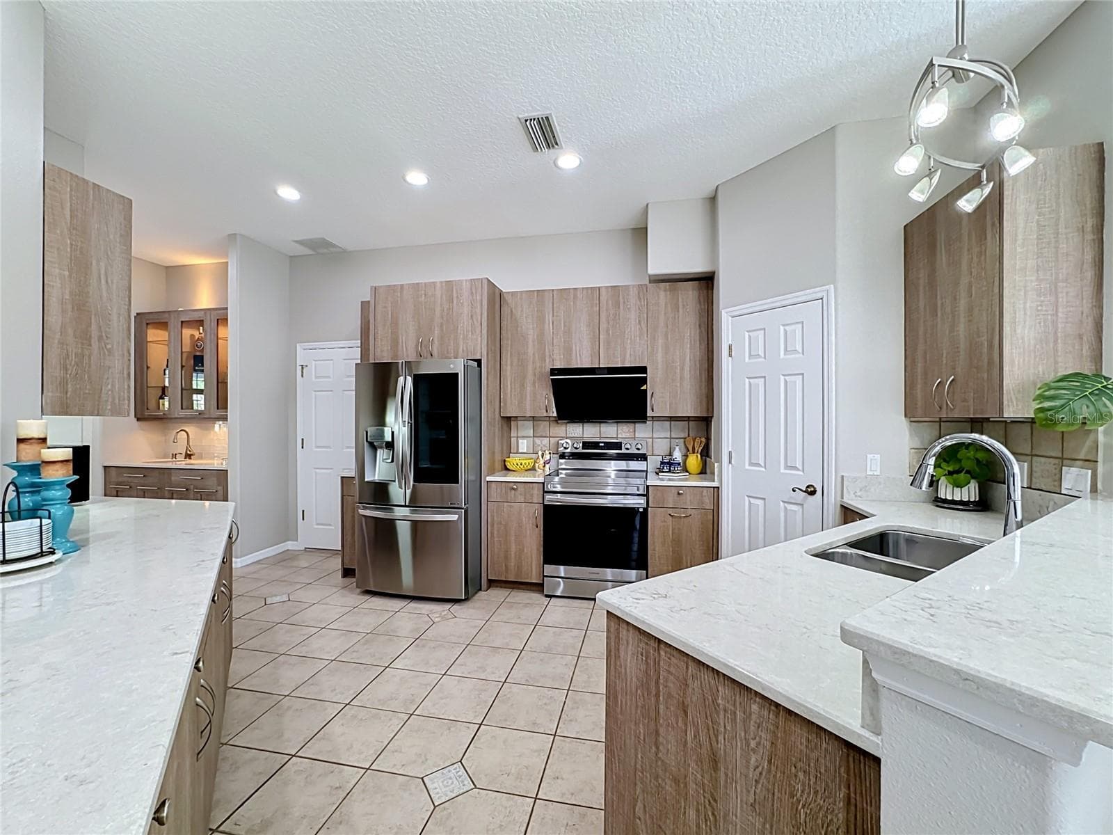 Single Family Residence at 4716 STARBOARD DR, BRADENTON, photo 29 of 77