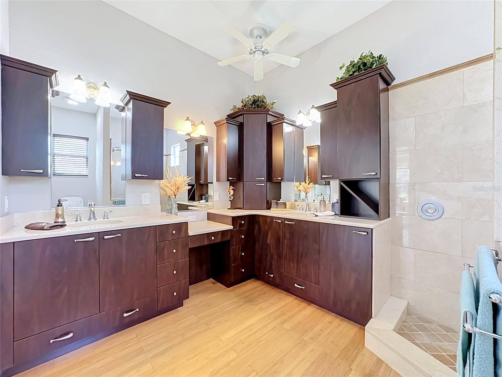 Single Family Residence at 4716 STARBOARD DR, BRADENTON, photo 53 of 77