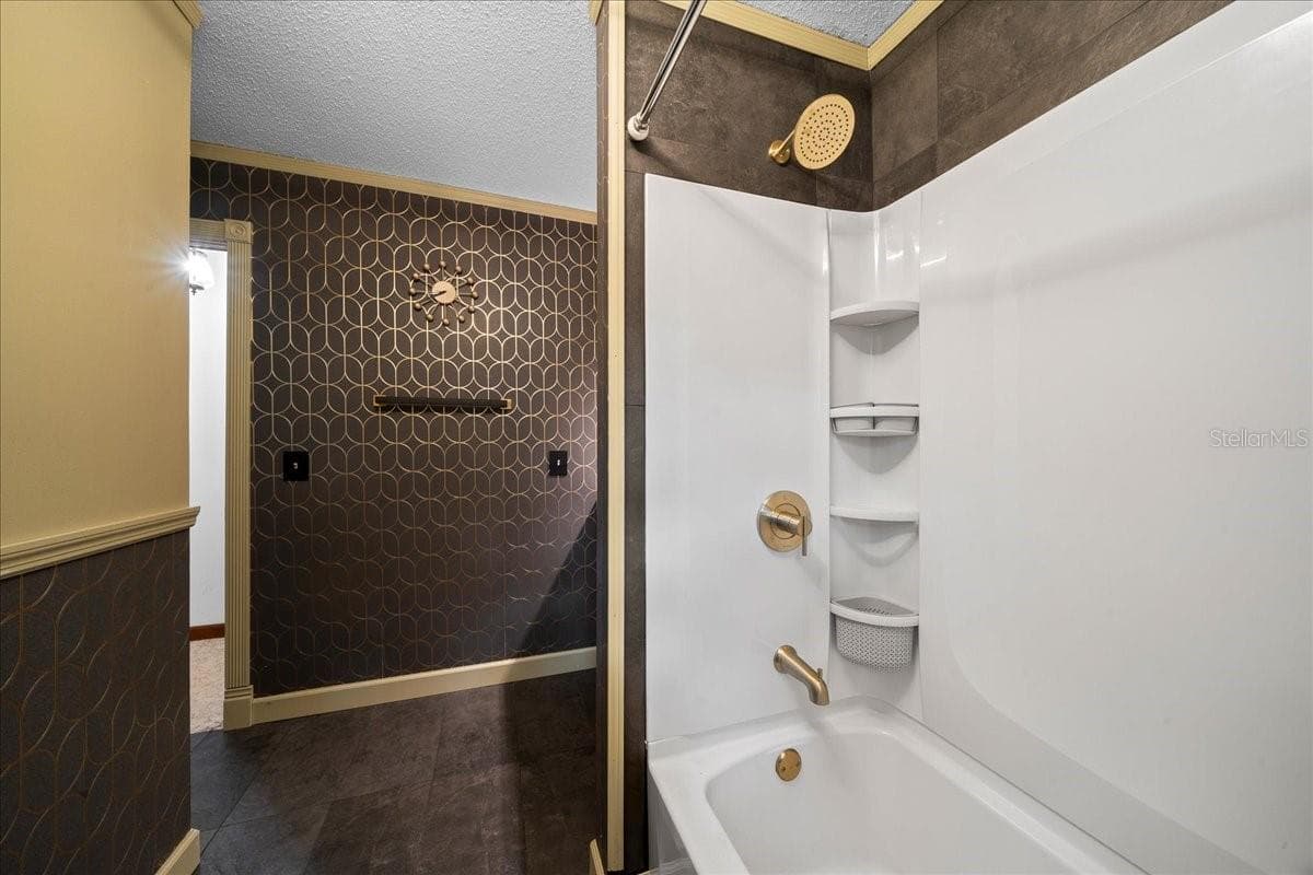 Single Family Residence at 6567 WOODLAND DR, KEYSTONE HEIGHTS, photo 53 of 84