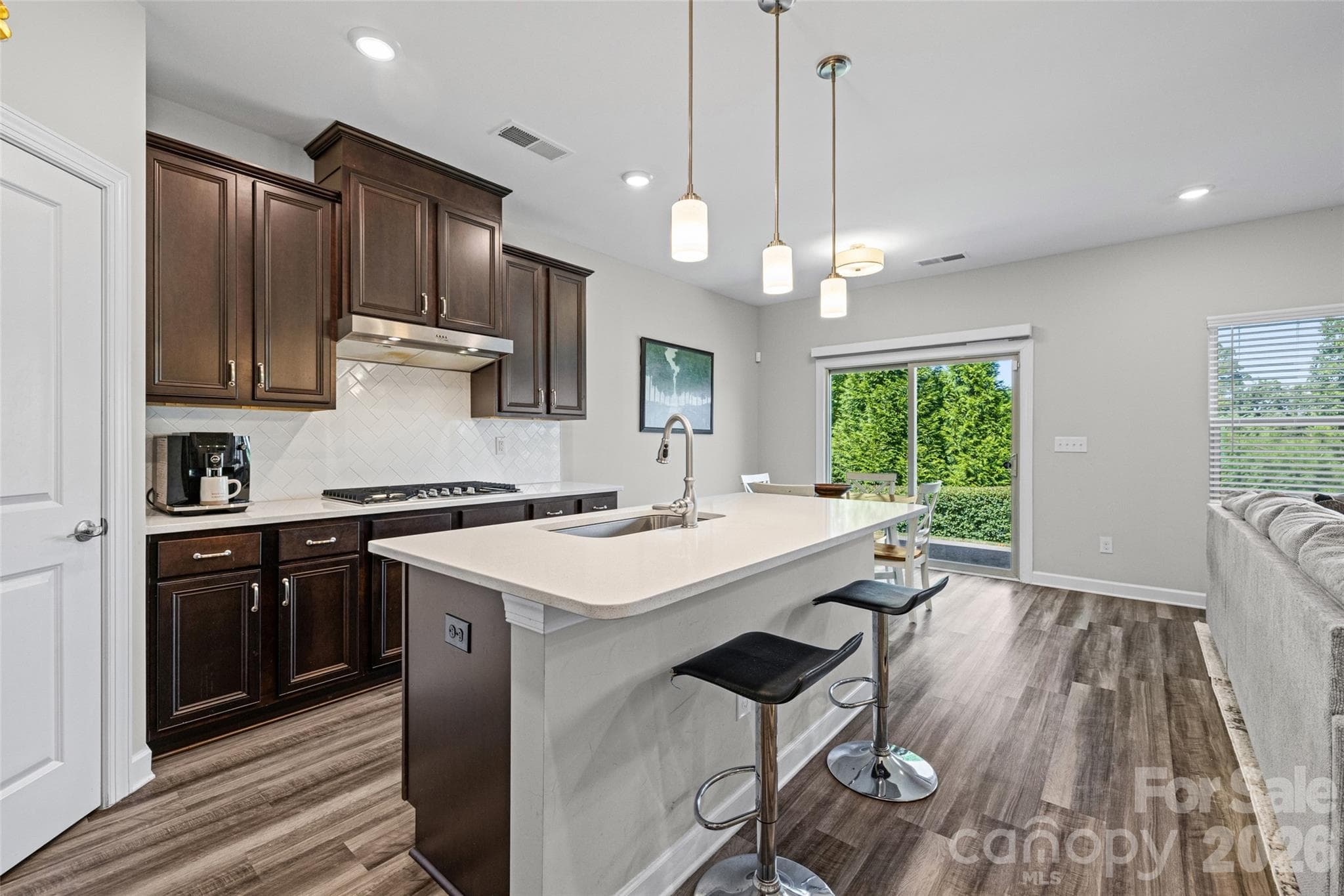 Imagine the fun conversations at this island. - 14830 Batteliere Drive, Charlotte