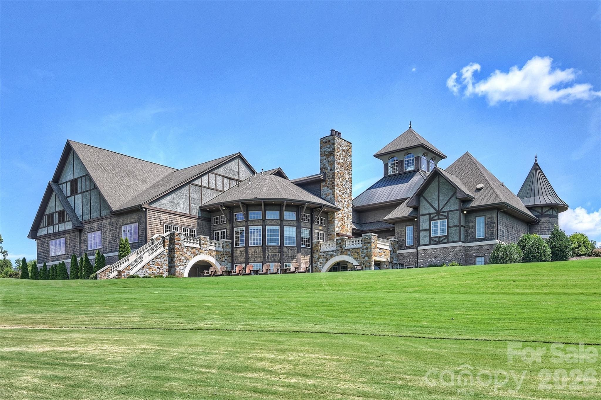 The beautiful golf club! - 14830 Batteliere Drive, Charlotte