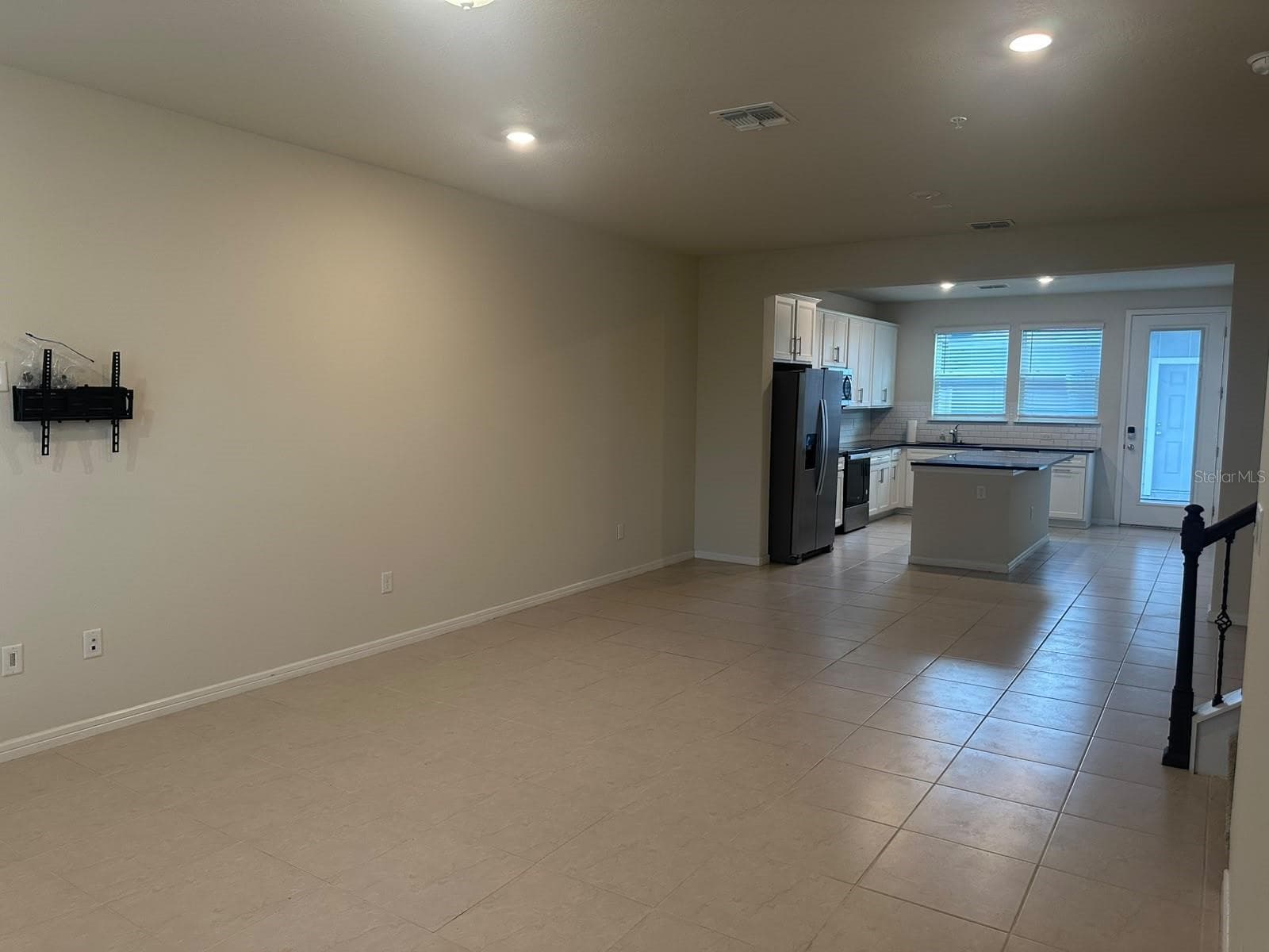 Townhouse at 14339 SAPELO BEACH DR, ORLANDO, photo 6 of 48