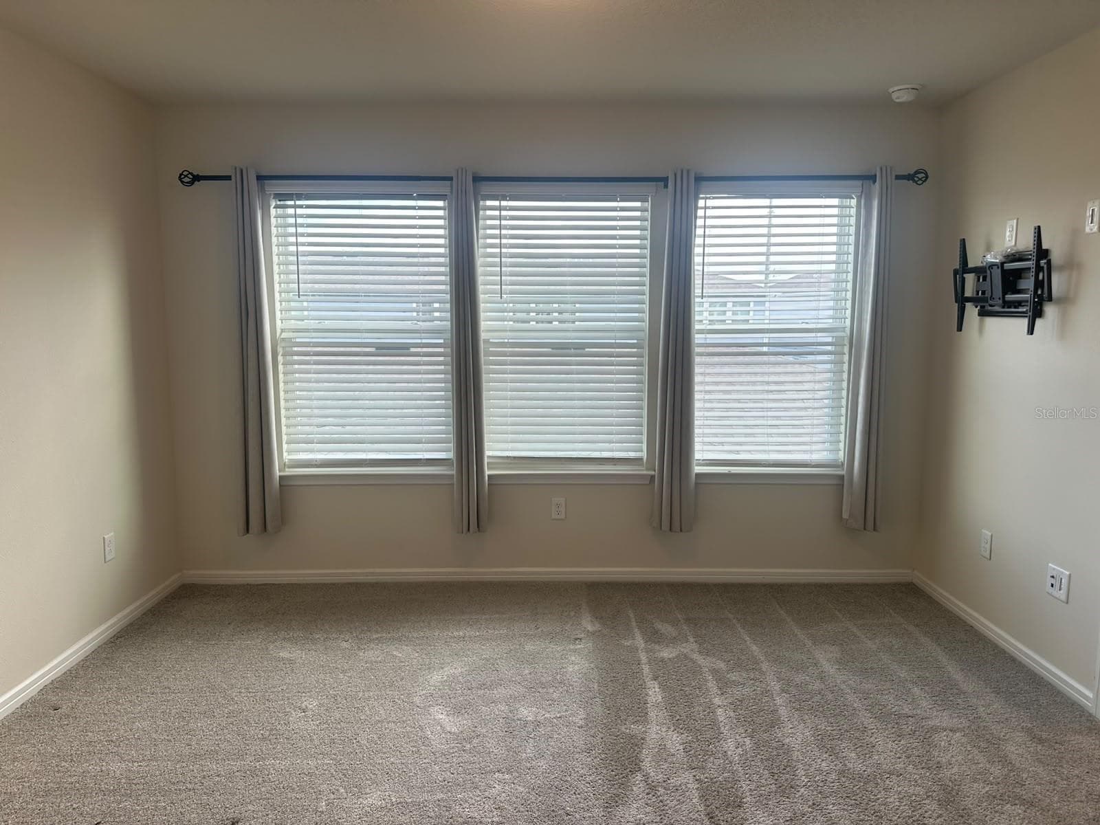 Townhouse at 14339 SAPELO BEACH DR, ORLANDO, photo 31 of 48