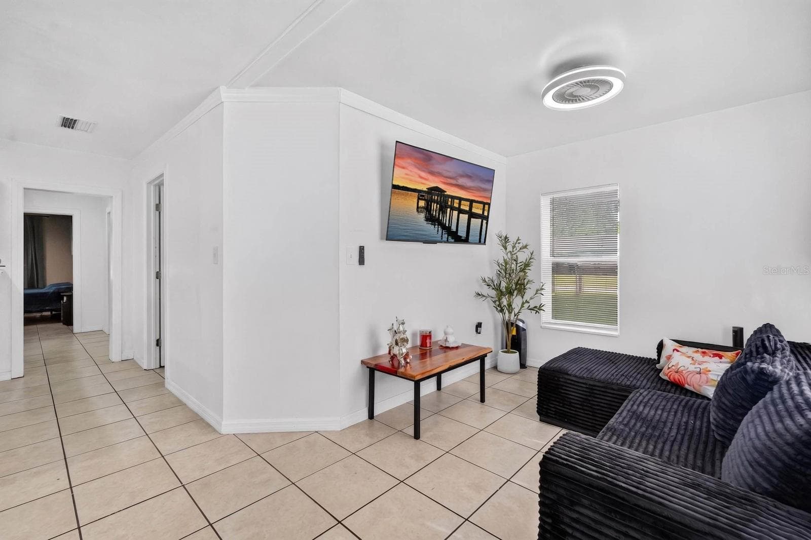 Single Family Residence at 1214 FLOMICH ST, DAYTONA BEACH, photo 10 of 42