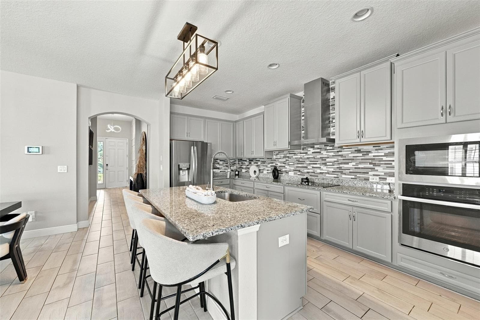 Single Family Residence at 13133 MONACH ISLES DR, RIVERVIEW, photo 8 of 19
