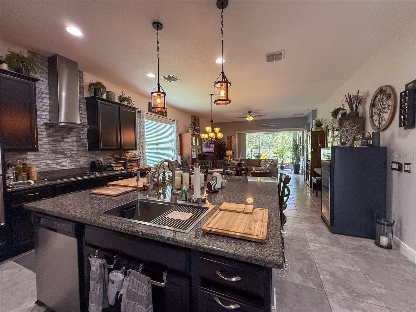 Single Family Residence at 14150 ALAFAYA OAK BND, ORLANDO, photo 9 of 66