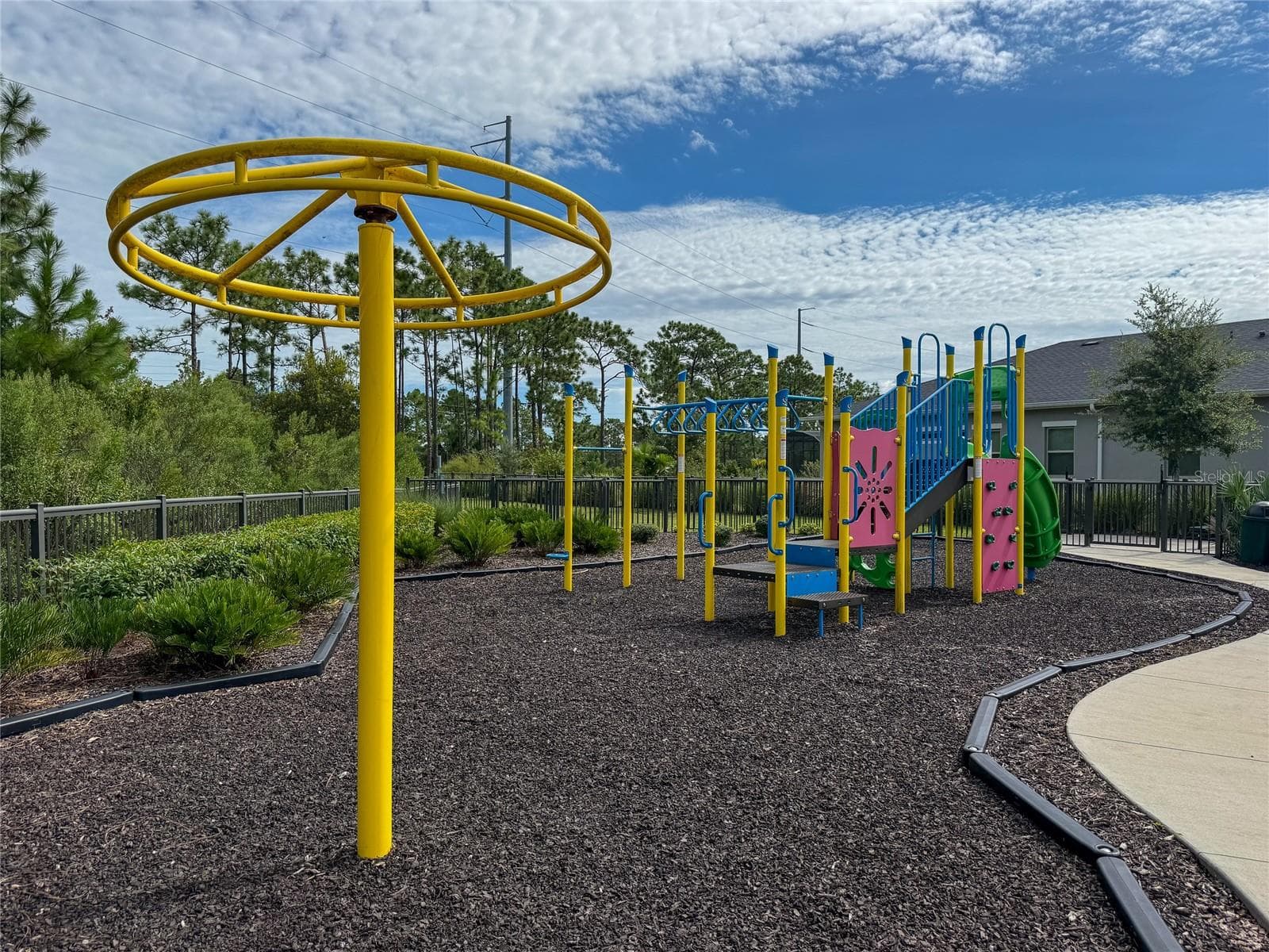 COMMUNITY PLAYGROUND - 14150 ALAFAYA OAK BND, ORLANDO