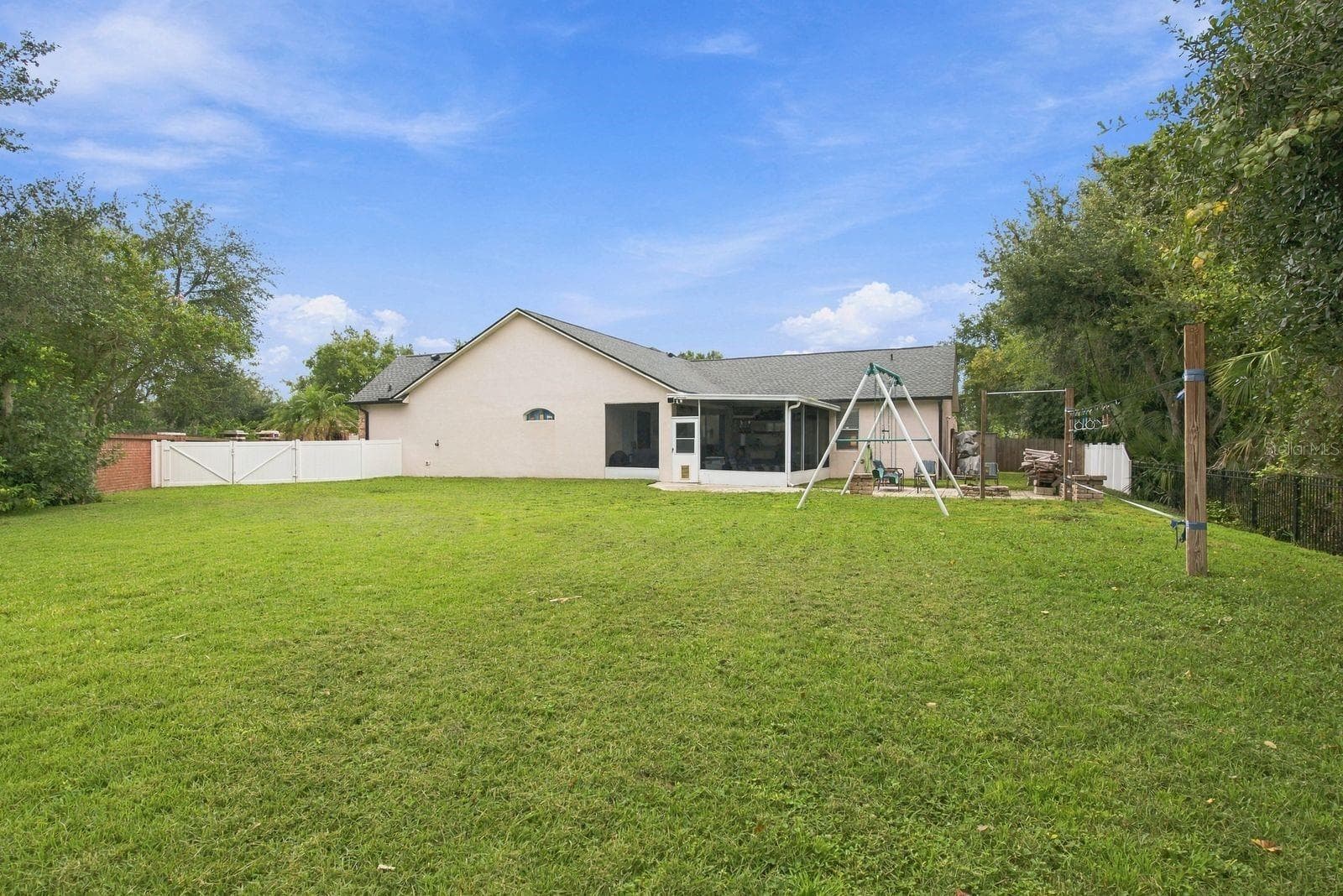 Single Family Residence at 6728 THACKSTON DR, RIVERVIEW, photo 37 of 54