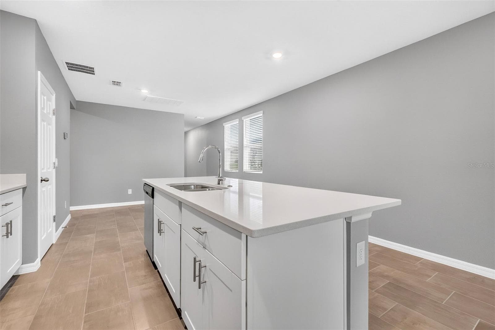 Kitchen - 29923 ANAHID DR, LEESBURG
