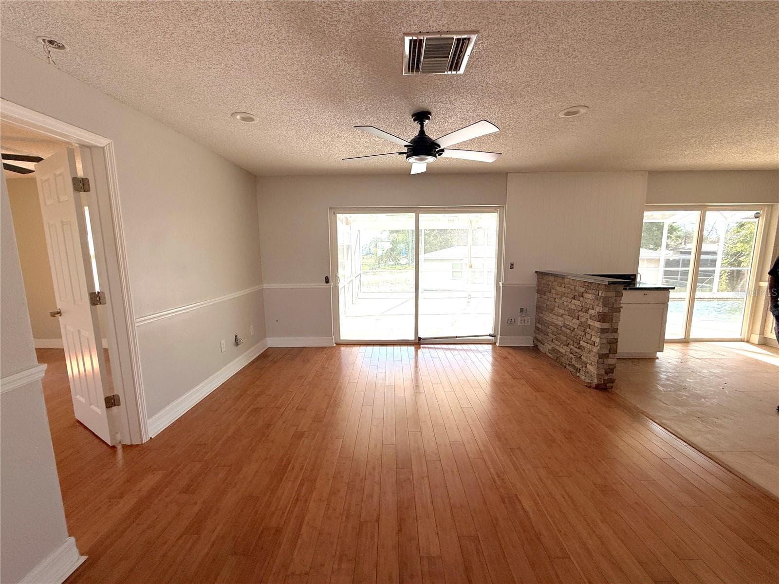 Single Family Residence at 6254 DALTON ST, SPRING HILL, photo 15 of 49