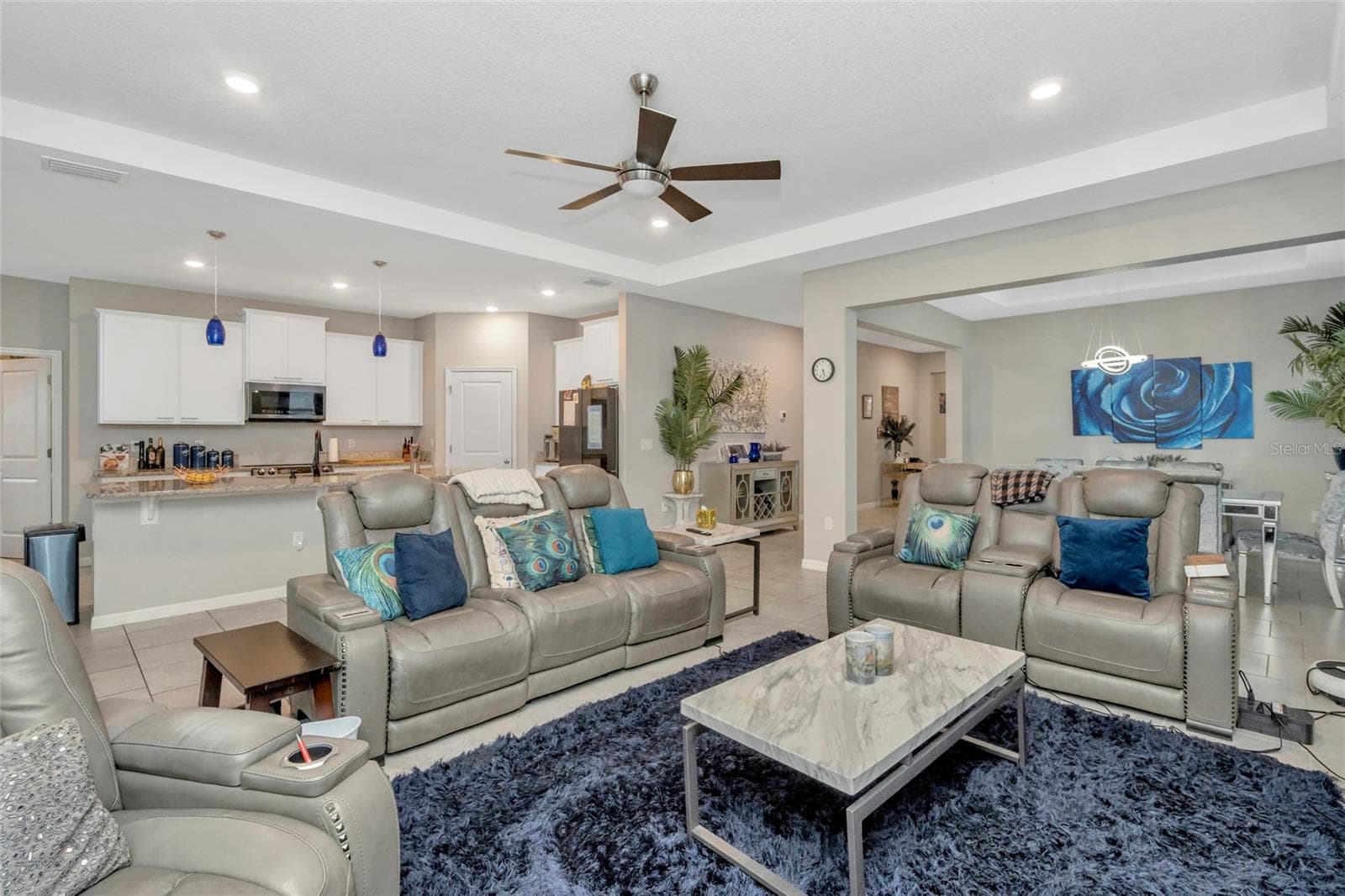 great room aka family room - 11939 BRIGHTON KNOLL LOOP, RIVERVIEW