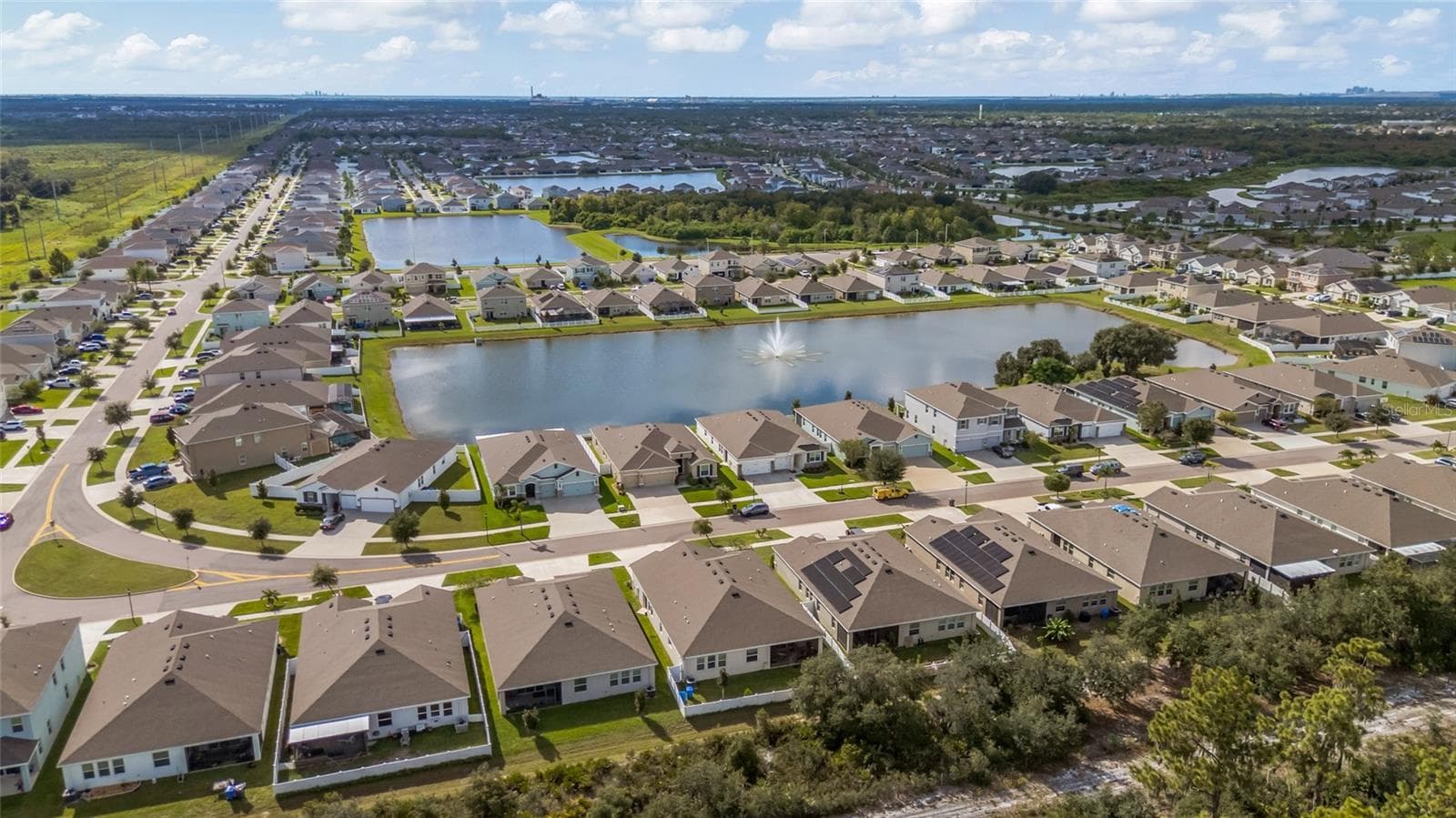 Single Family Residence at 11939 BRIGHTON KNOLL LOOP, RIVERVIEW, photo 32 of 36