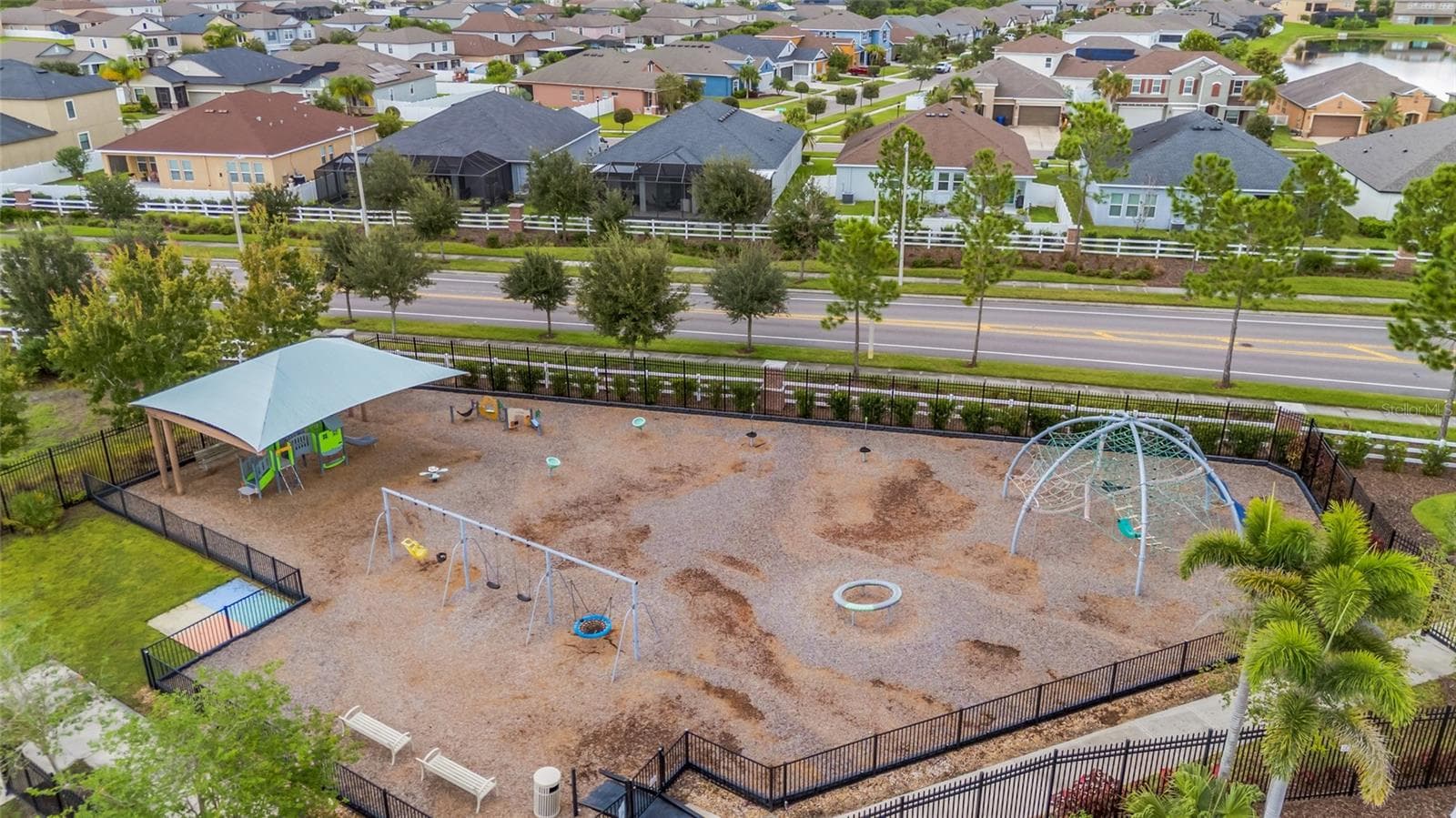 Single Family Residence at 11939 BRIGHTON KNOLL LOOP, RIVERVIEW, photo 34 of 36