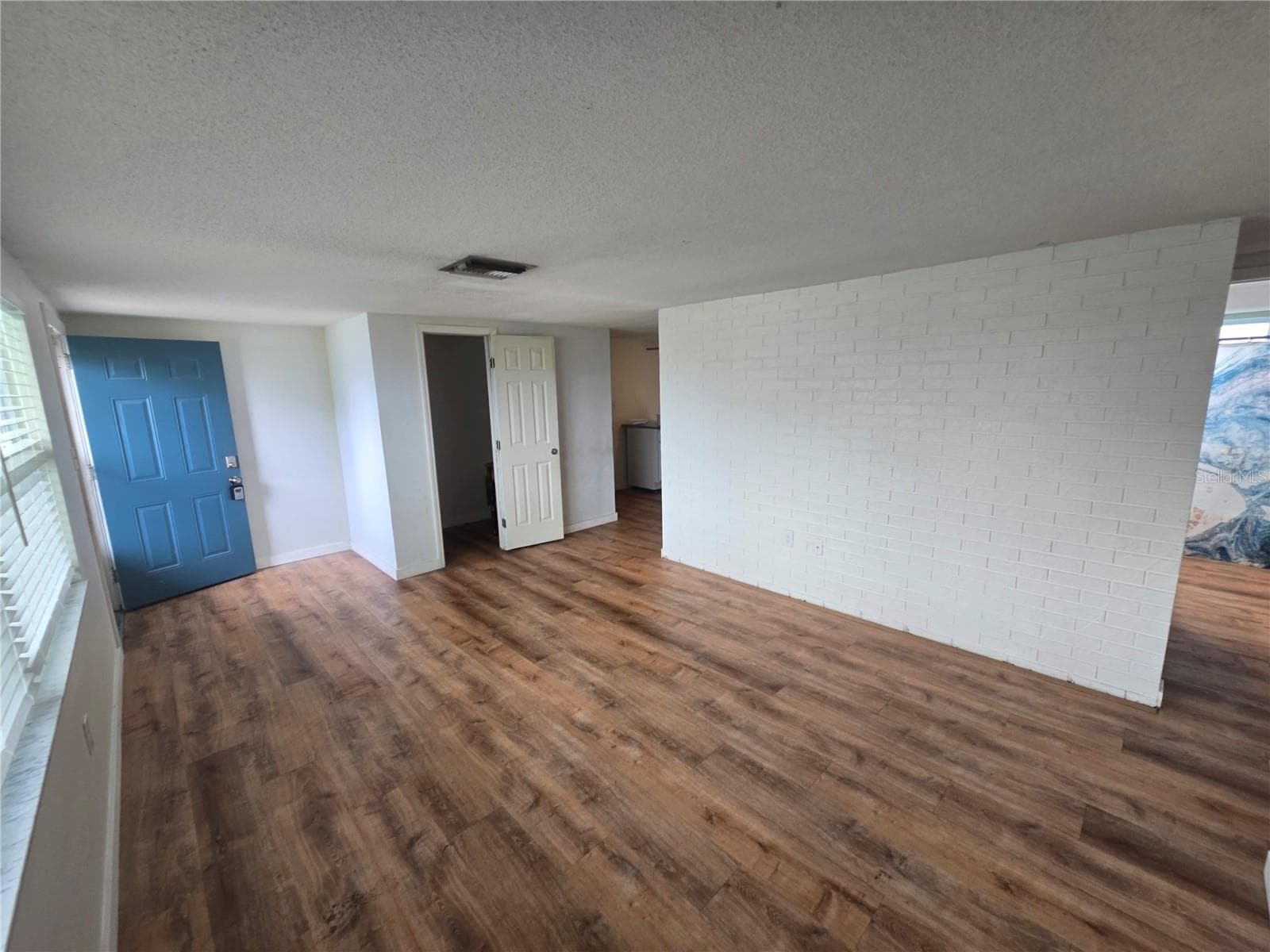 Single Family Residence at 2055 NORFOLK DR, HOLIDAY, photo 12 of 25