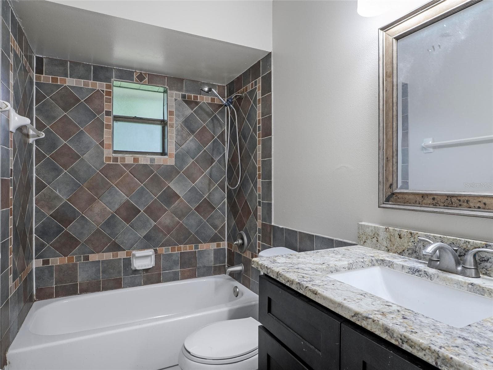 Townhouse at 700 CASTLEWOOD DR, WINTER SPRINGS, photo 11 of 22