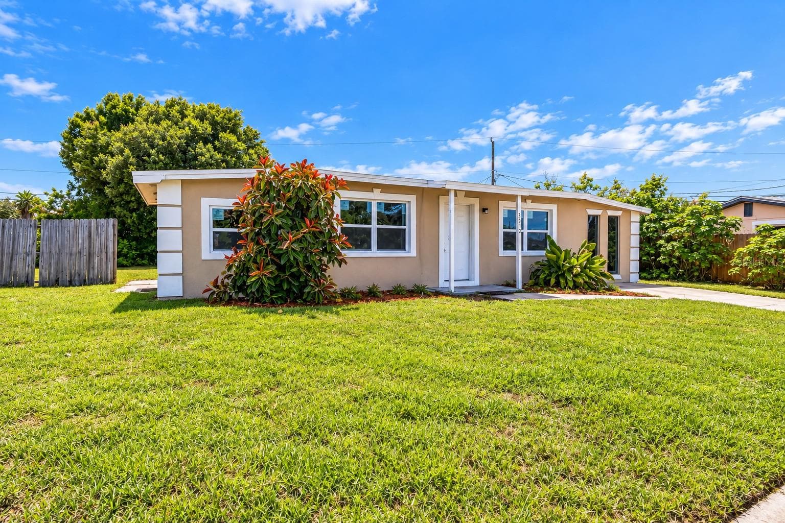 Single Family Residence at 3312 PLUMMER CIR, MELBOURNE, photo 2 of 22