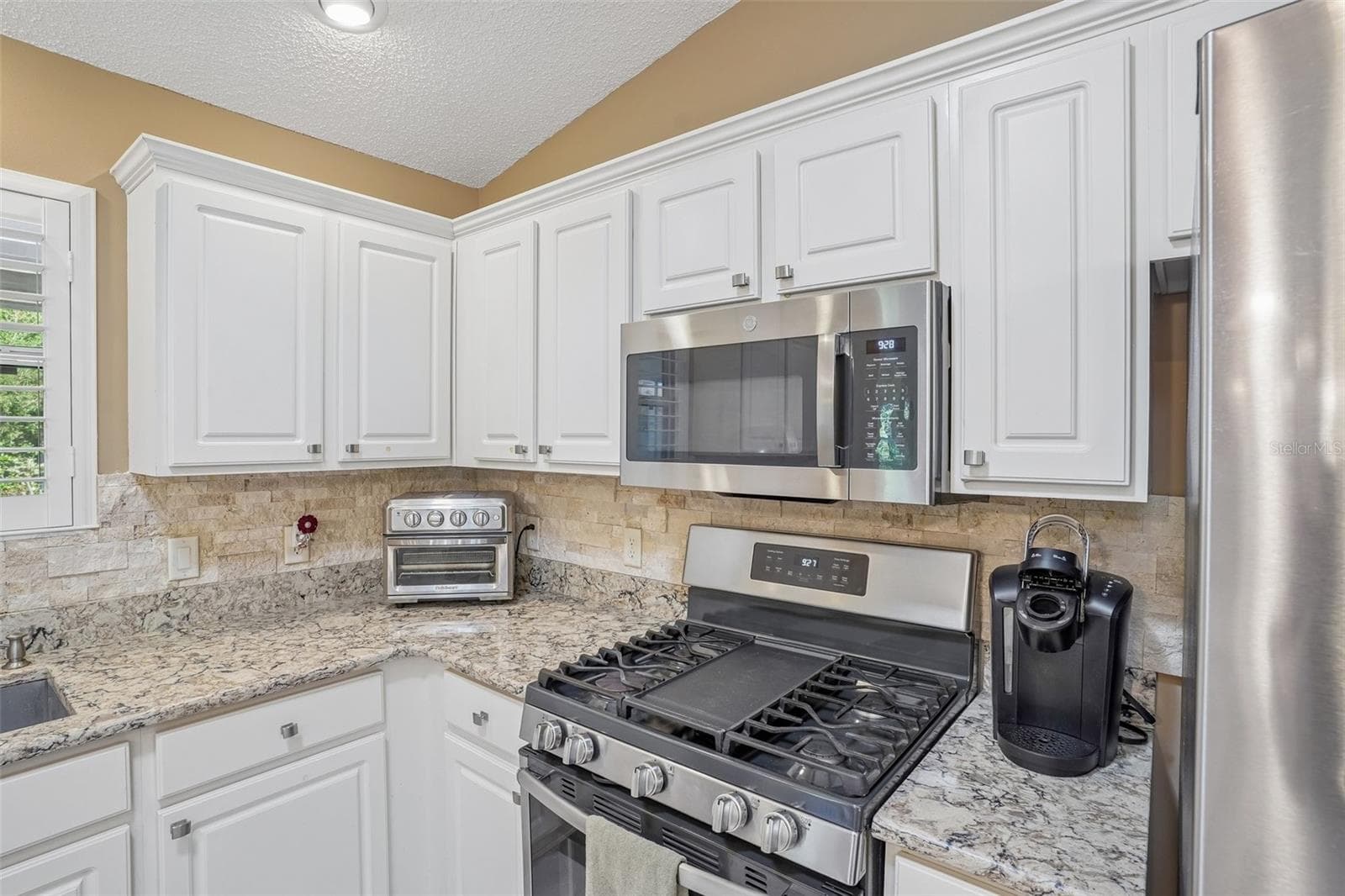 Kitchen - 928 EASTMONT CT, THE VILLAGES