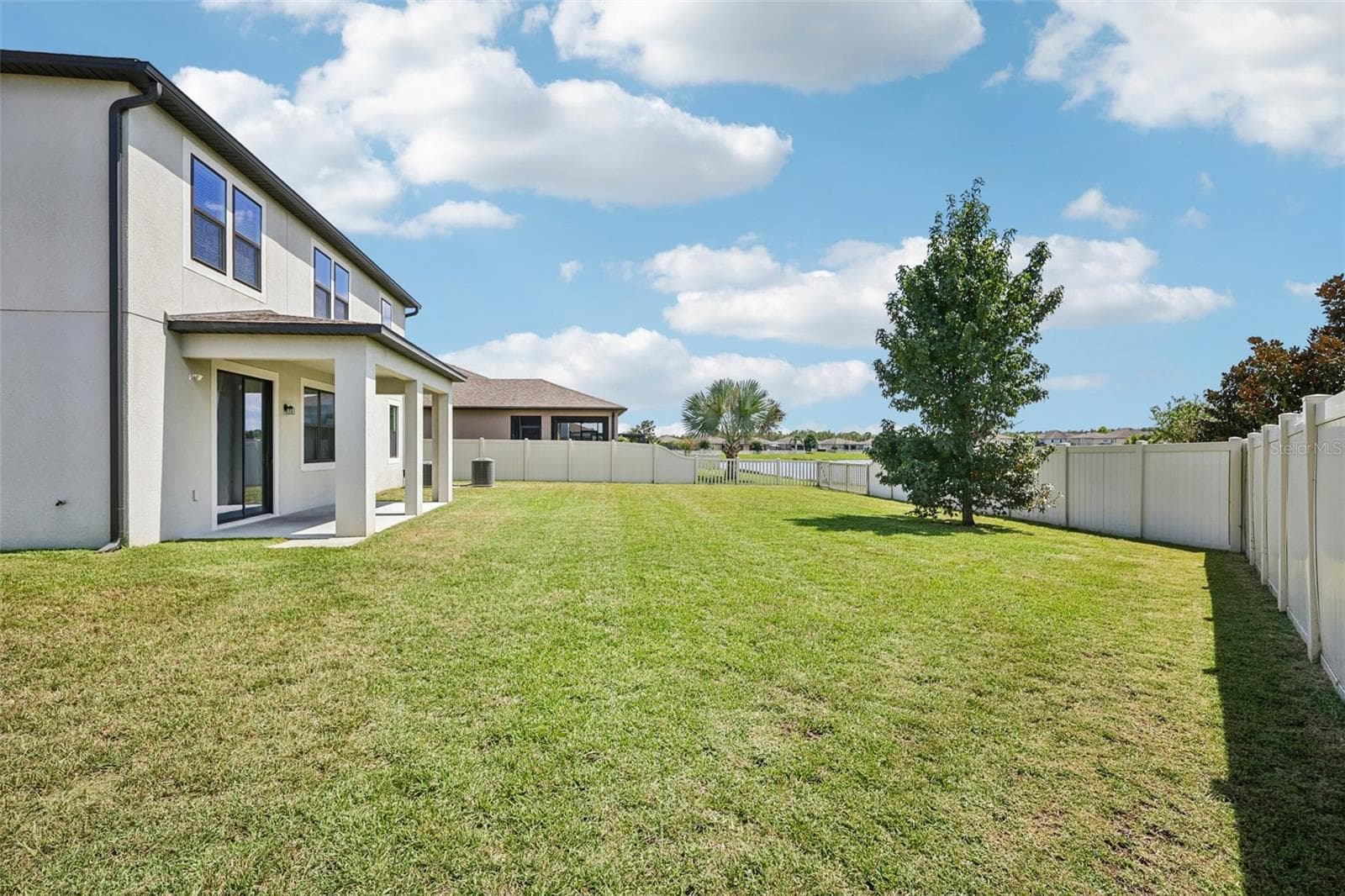 Single Family Residence at 18576 OBREGAN DR, SPRING HILL, photo 41 of 60