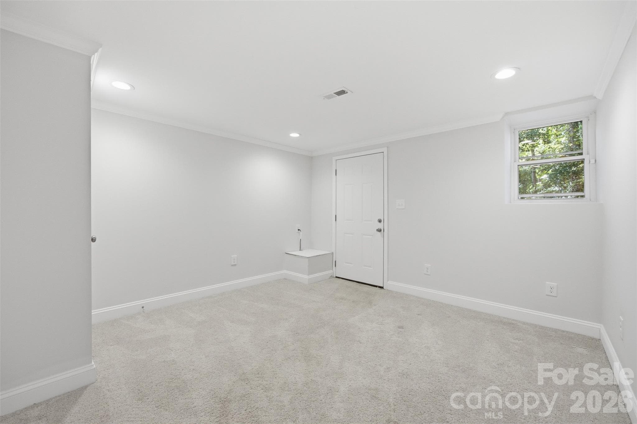 Single Family Residence at 314 Dogwood Lane, Belmont, photo 34 of 37