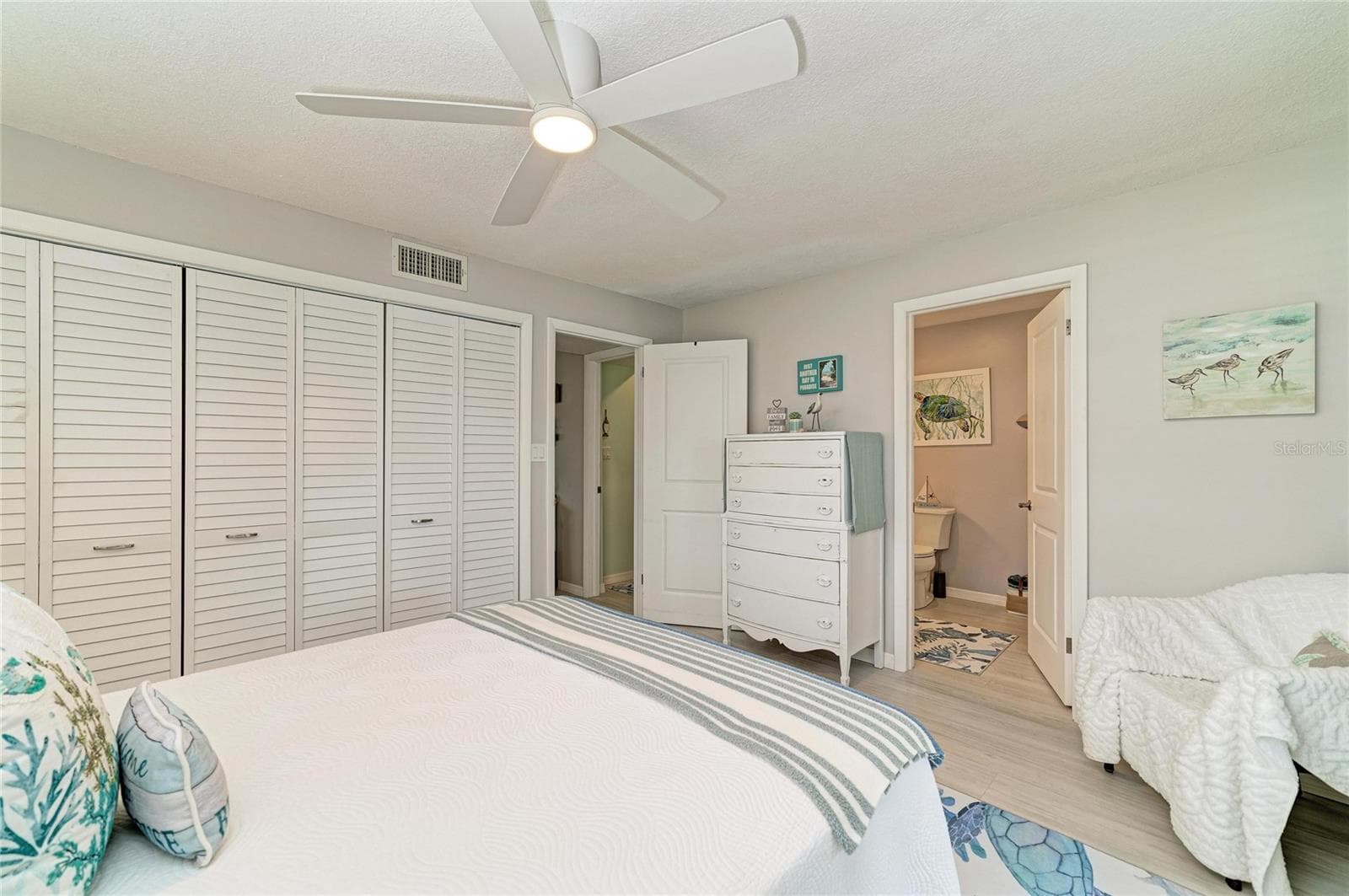 Condominium at 303 47TH AVENUE DR W #157, BRADENTON, photo 24 of 46