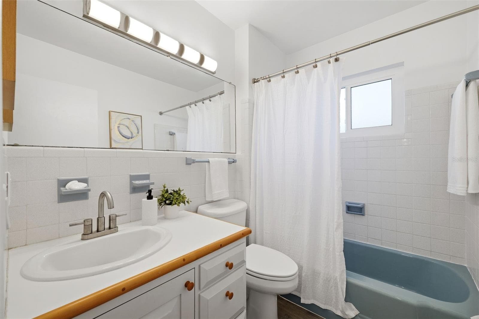 Single Family Residence at 1856 FRANCIS DR, CLEARWATER, photo 18 of 30