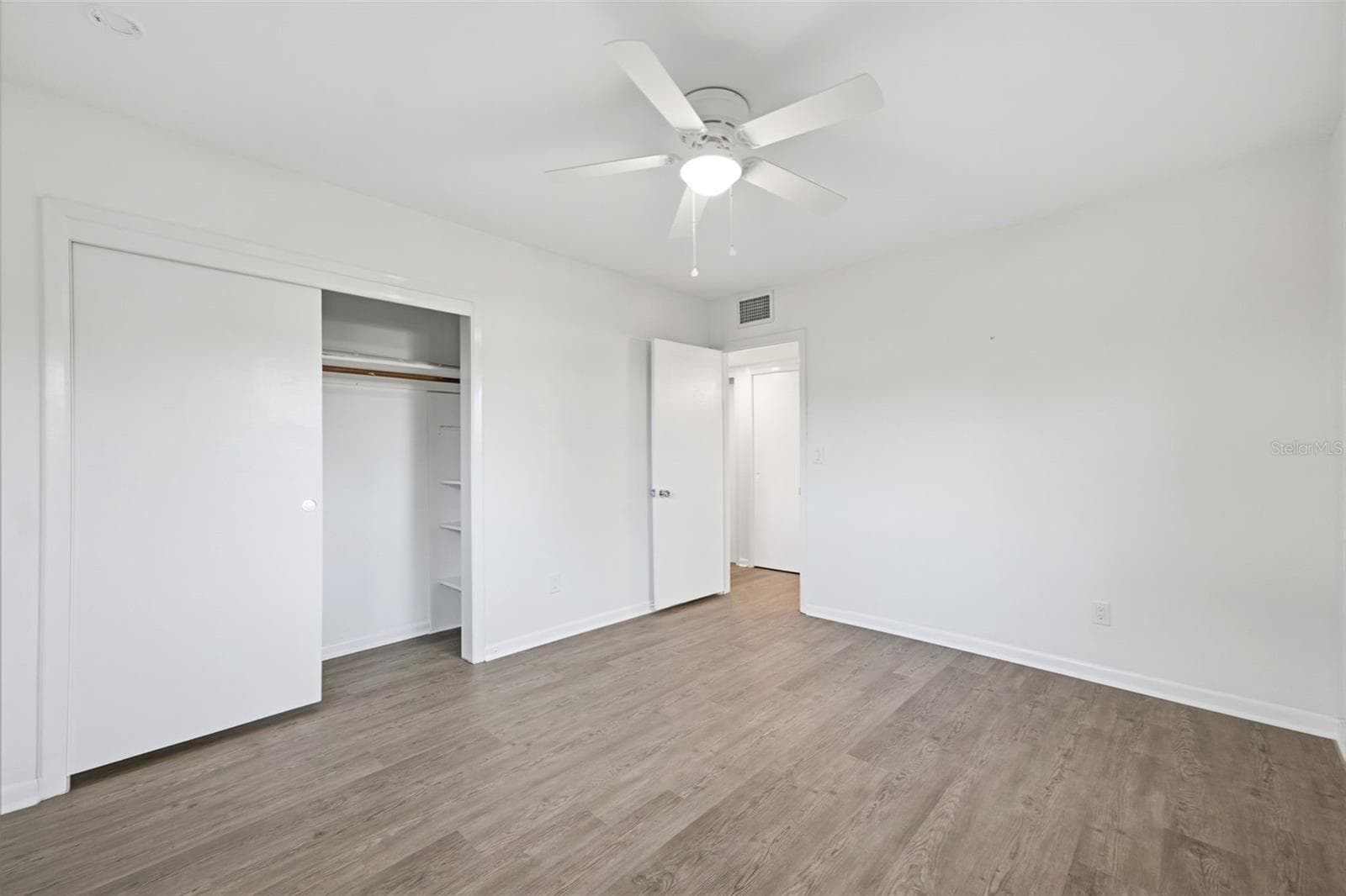 Single Family Residence at 1856 FRANCIS DR, CLEARWATER, photo 19 of 30