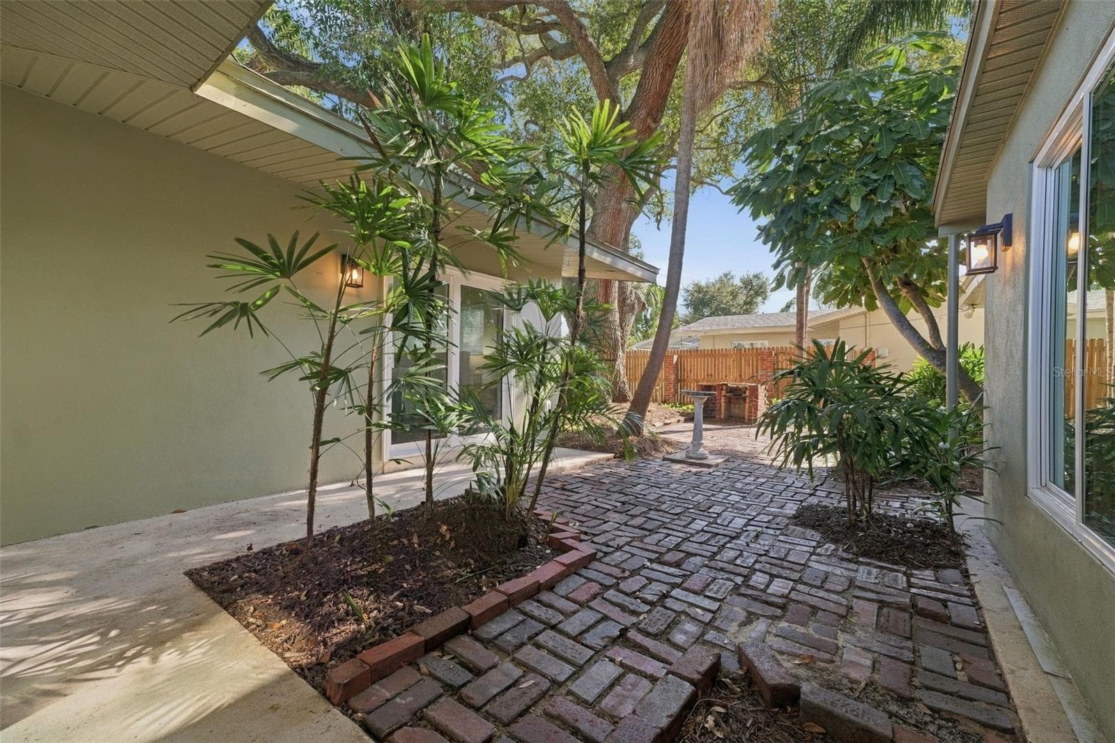 Single Family Residence at 1856 FRANCIS DR, CLEARWATER, photo 26 of 30