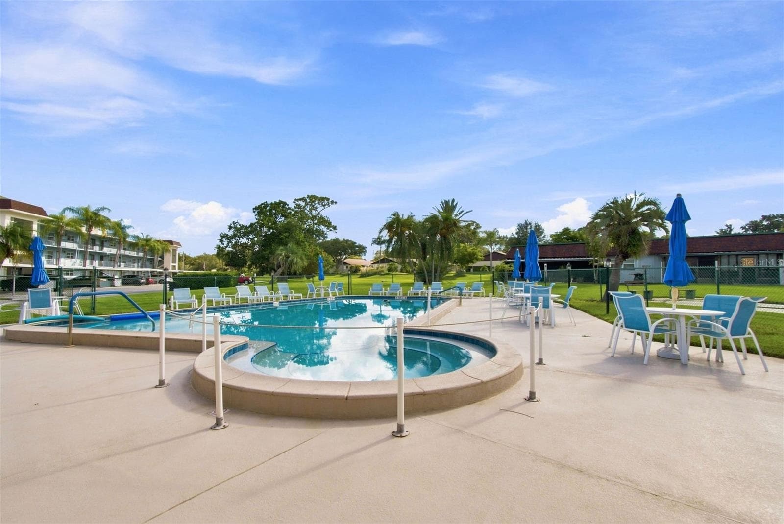 Condominium at 1370 HEATHER RIDGE BLVD #104, DUNEDIN, photo 35 of 39
