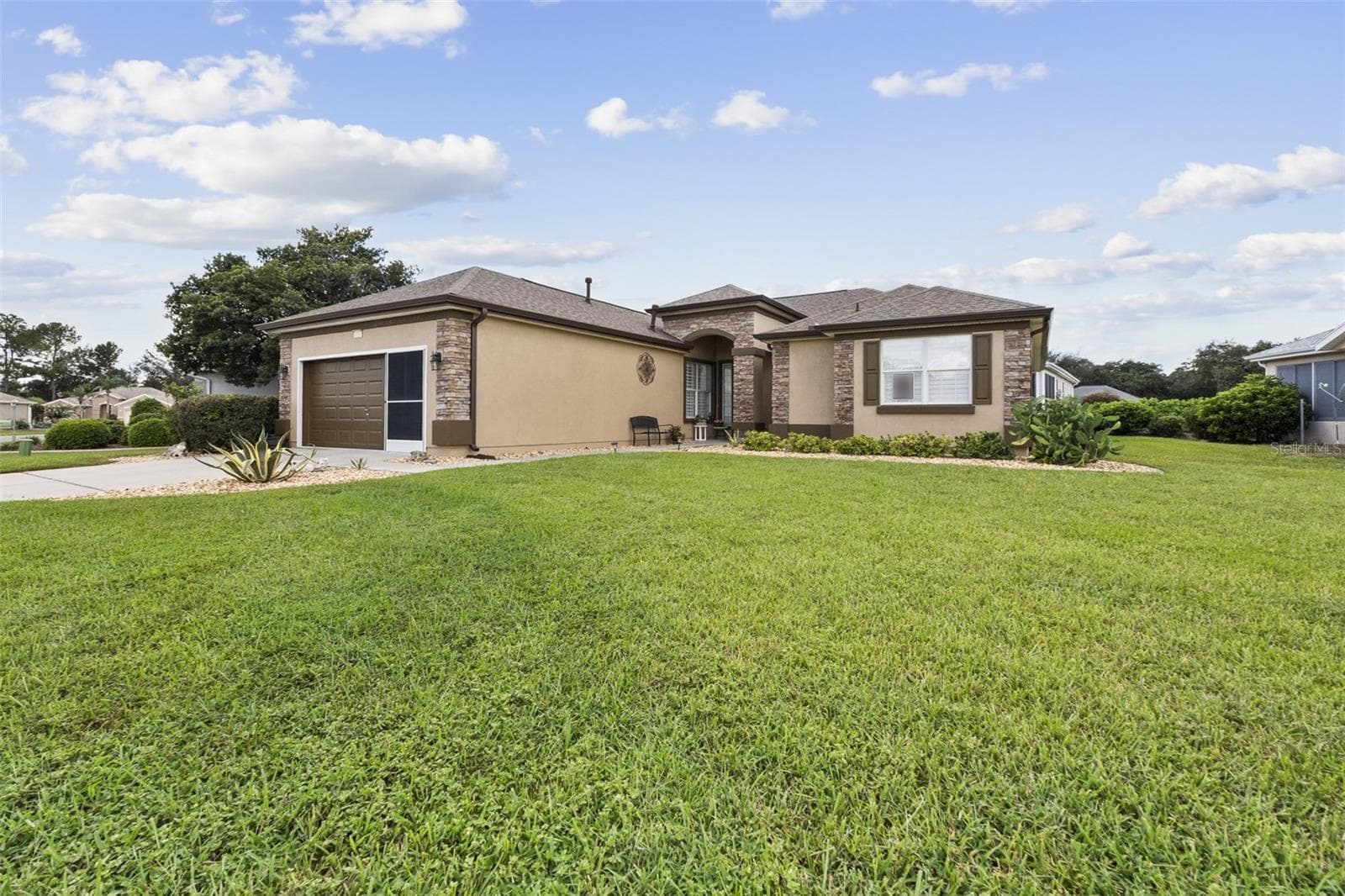 Single Family Residence at 13182 SE 93RD TERRACE RD, SUMMERFIELD, photo 2 of 17