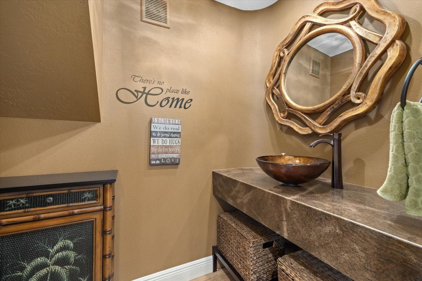 Condominium at 548 BEACH RD #A, SARASOTA, photo 19 of 40