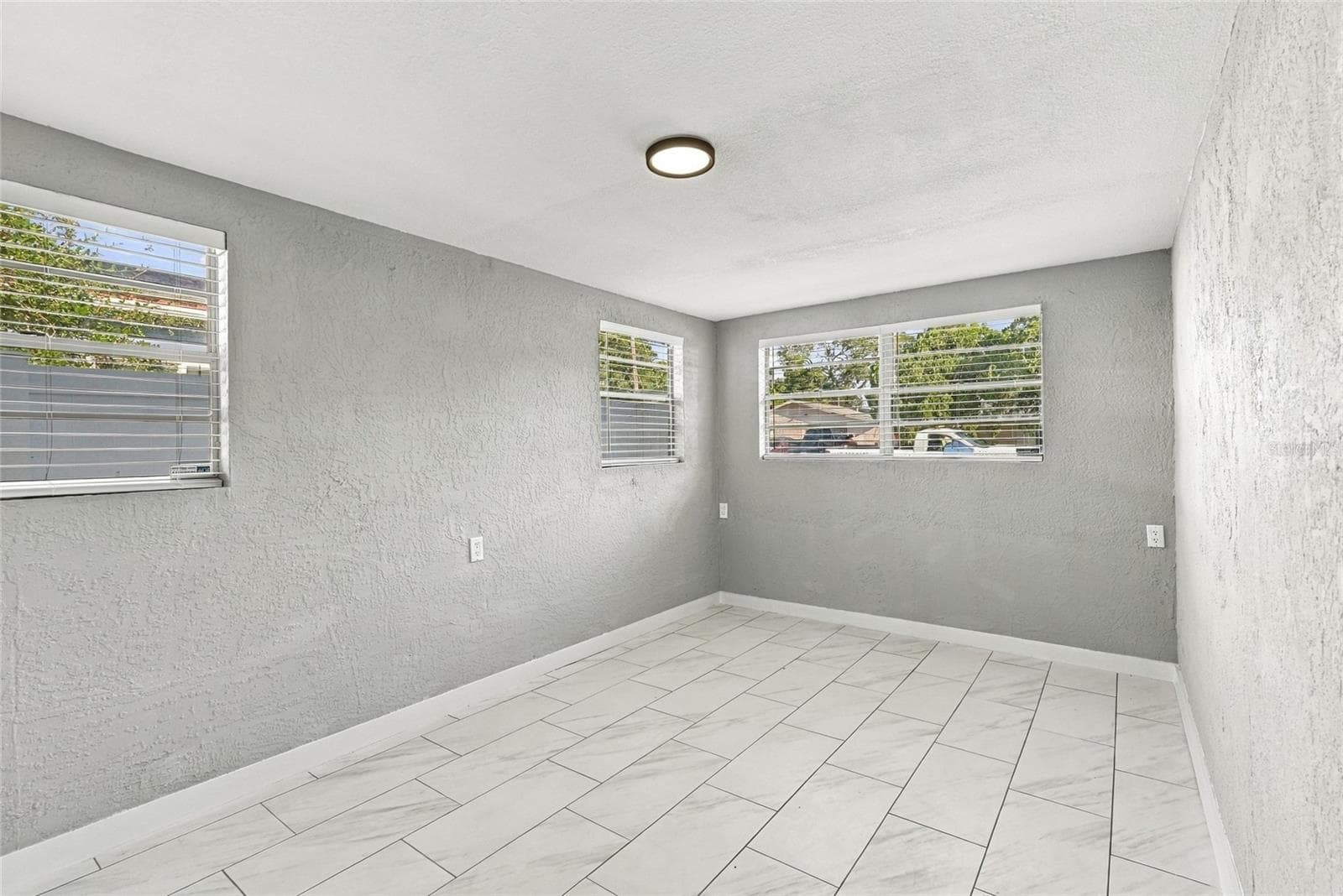 Single Family Residence at 4684 16TH AVE S, ST PETERSBURG, photo 10 of 26