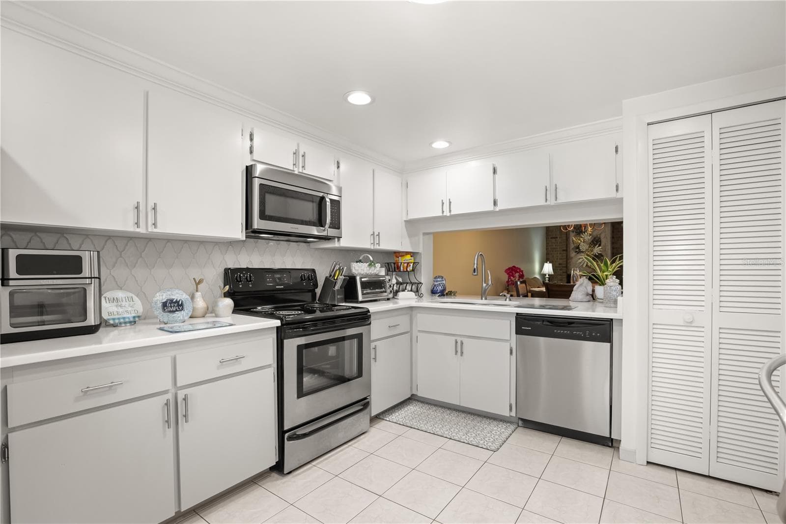 Condominium at 11 ESCONDIDO CIR #108, ALTAMONTE SPRINGS, photo 13 of 29