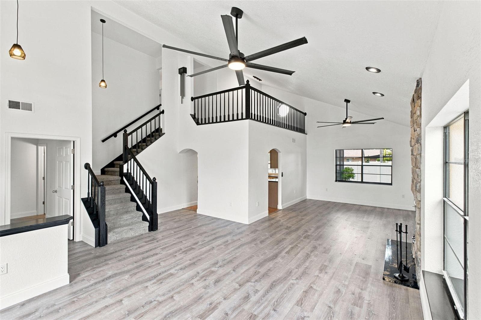 Single Family Residence at 5509 GANNETT CT, NEW PORT RICHEY, photo 3 of 28