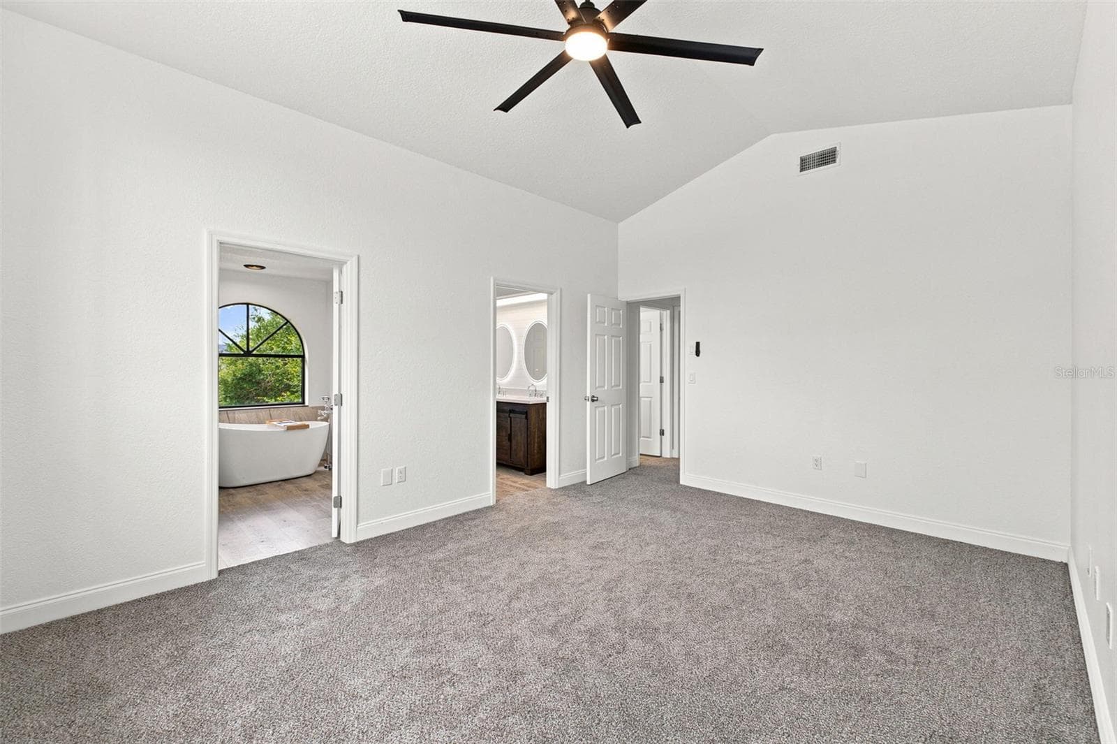 Single Family Residence at 5509 GANNETT CT, NEW PORT RICHEY, photo 11 of 28