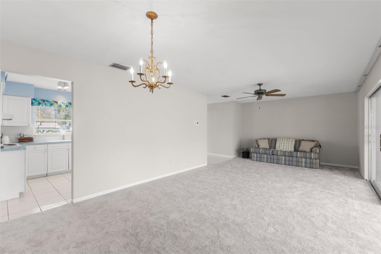 Single Family Residence at 2019 HIGH RIDGE DR, CLEARWATER, photo 5 of 35