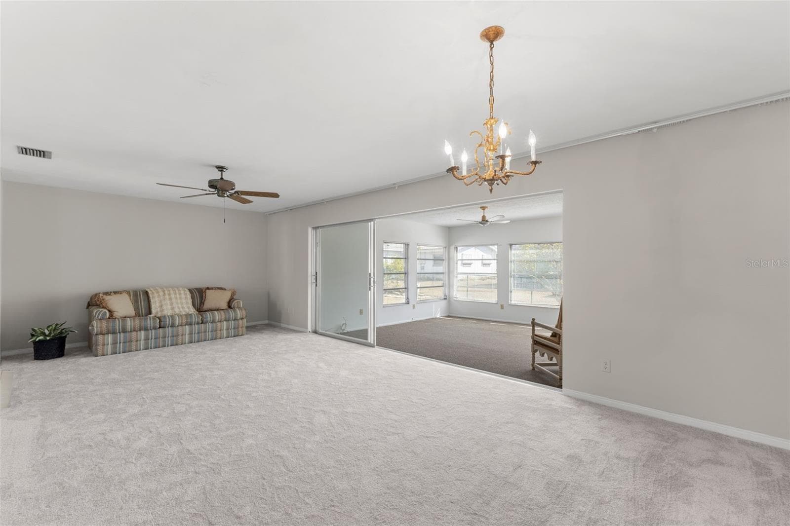 Single Family Residence at 2019 HIGH RIDGE DR, CLEARWATER, photo 6 of 35