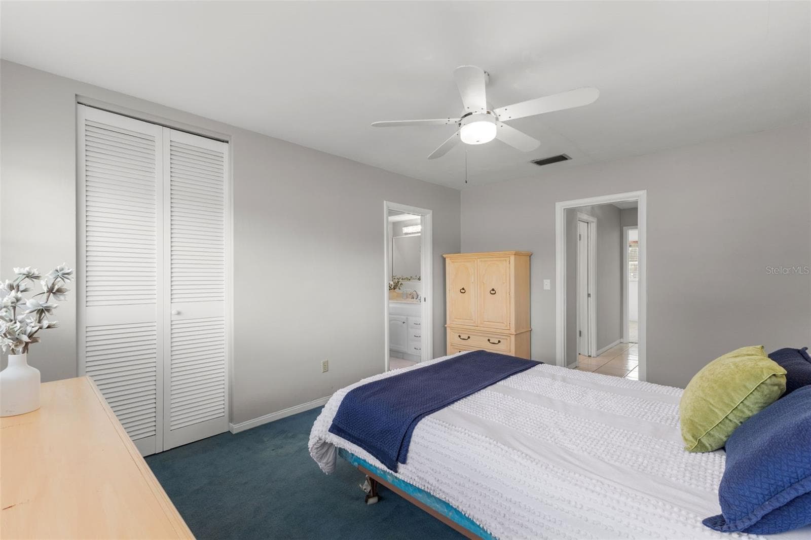 Single Family Residence at 2019 HIGH RIDGE DR, CLEARWATER, photo 21 of 35