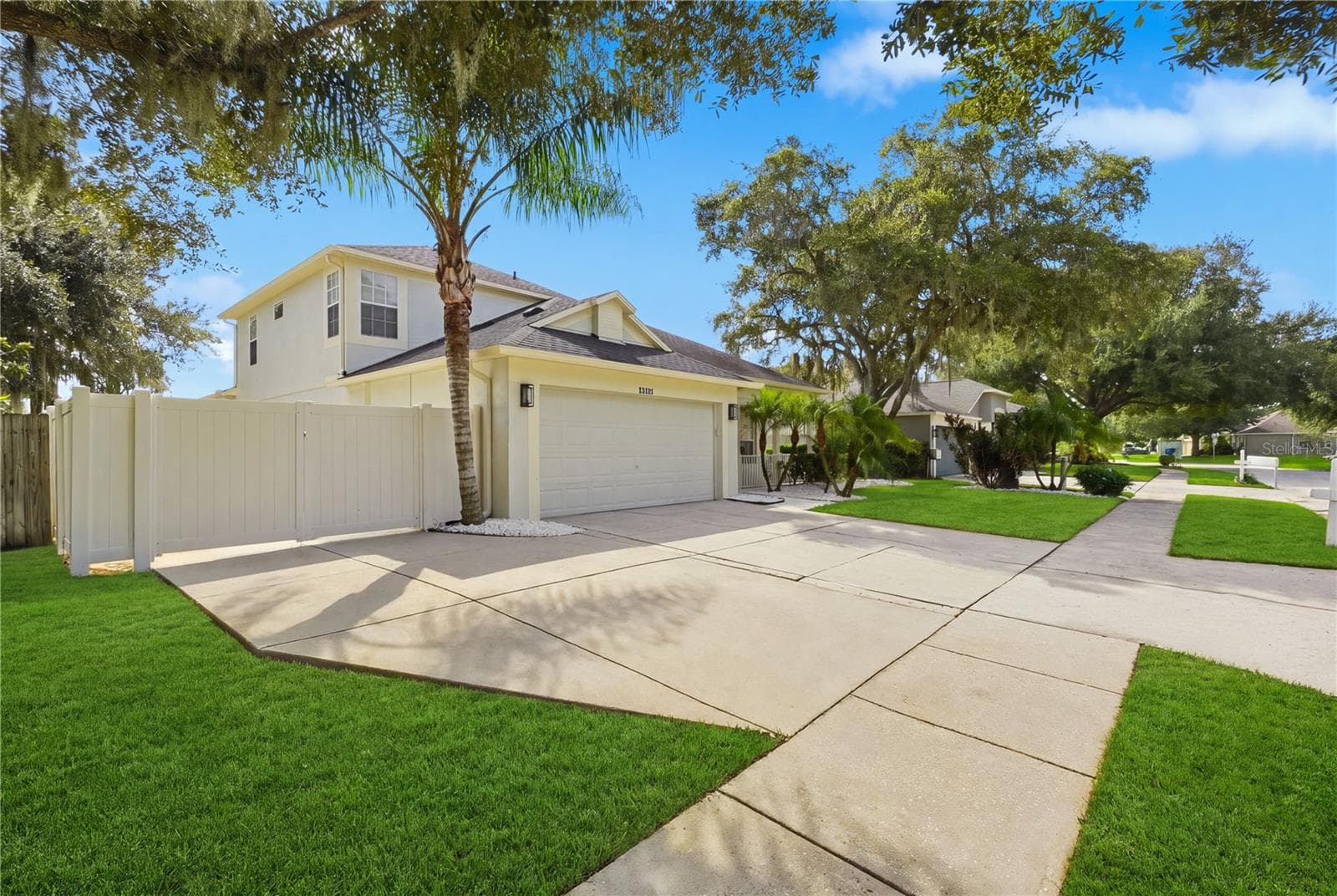Single Family Residence at 22536 LAURELDALE DR, LUTZ, photo 39 of 43