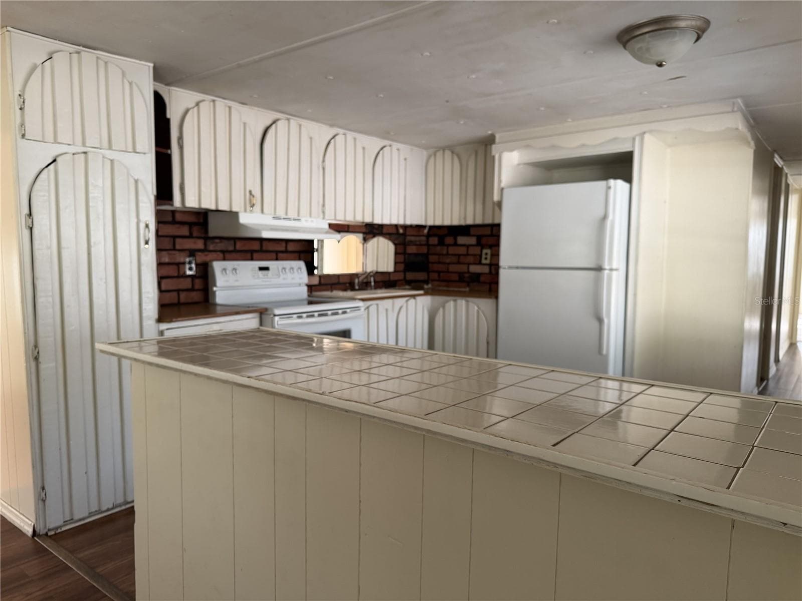 Mobile Home at 36441 WEST DR, FRUITLAND PARK, photo 2 of 24