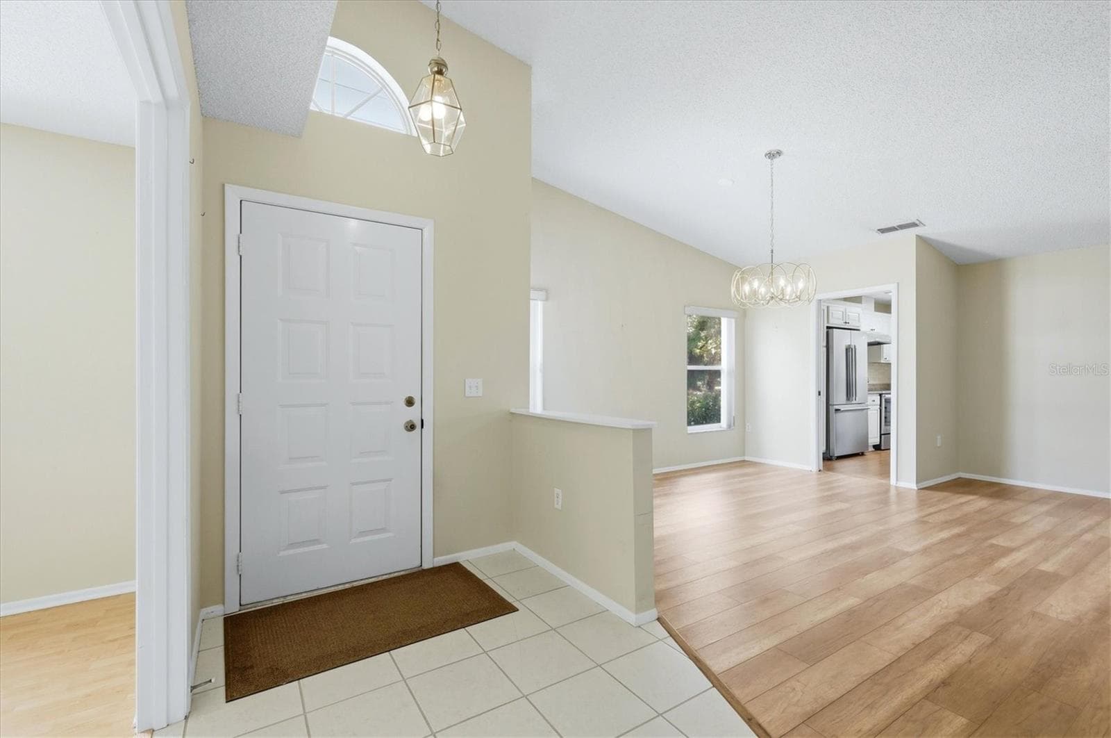 Single Family Residence at 5837 GARDEN LAKES DR, BRADENTON, photo 7 of 50