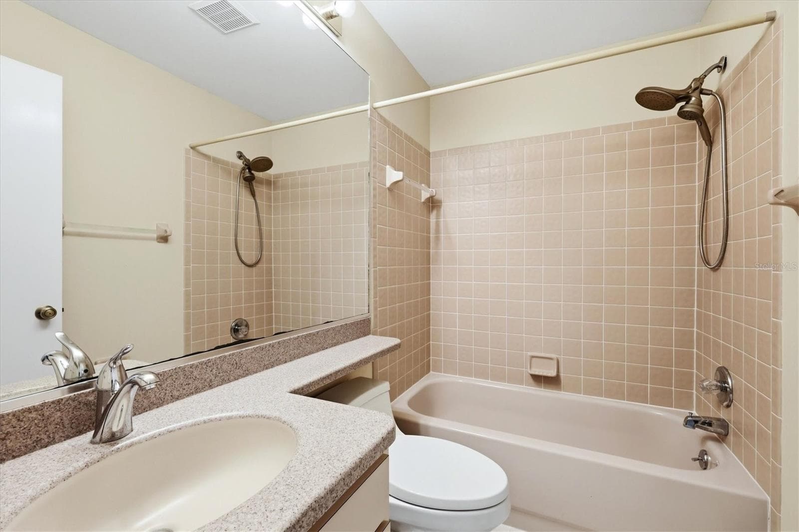 2nd Bathroom - 5837 GARDEN LAKES DR, BRADENTON